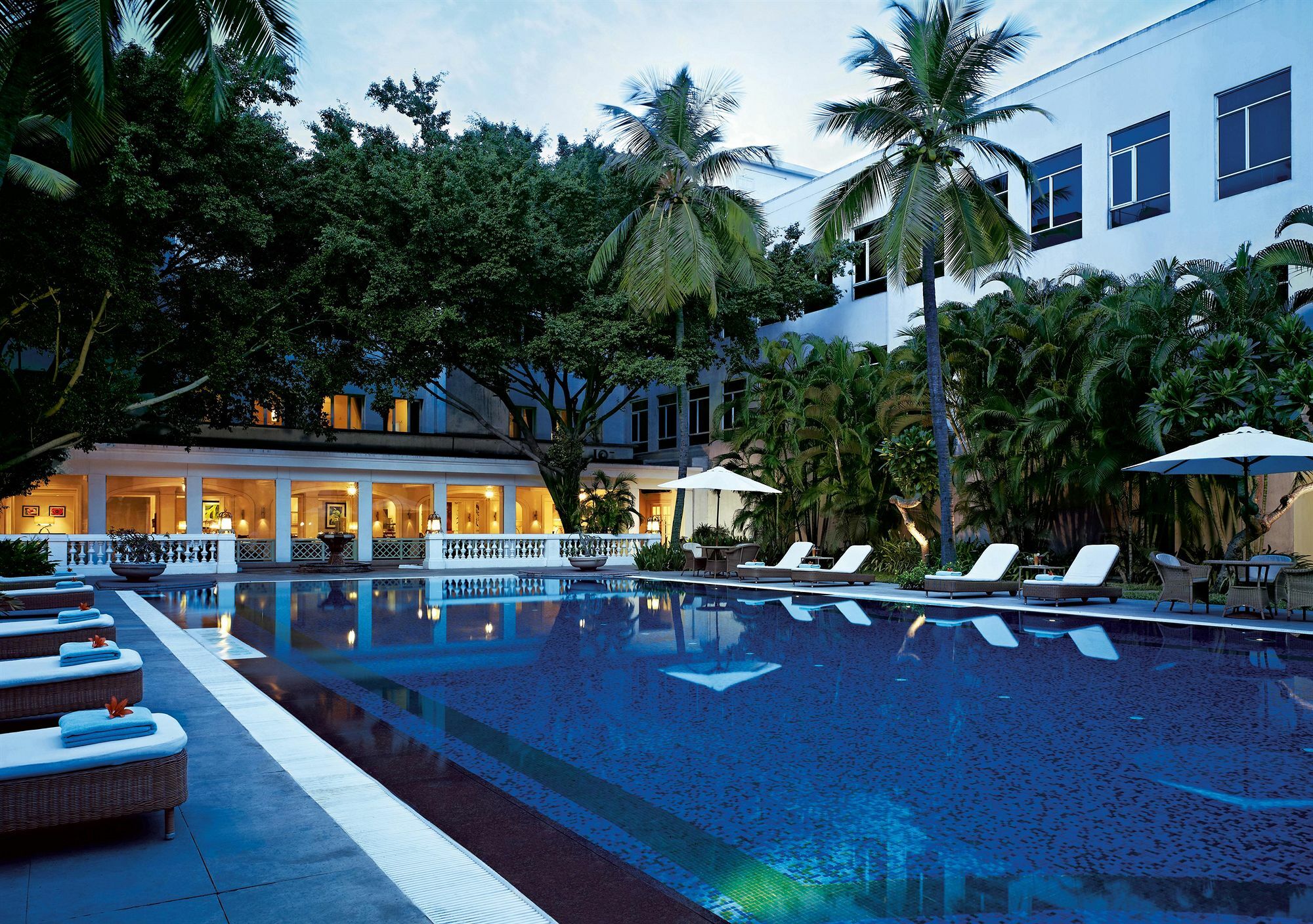 Taj Connemara, Chennai Hotel Exterior photo